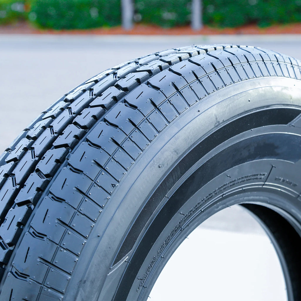 235/80R16 10 Ply Trailer Tire I40033