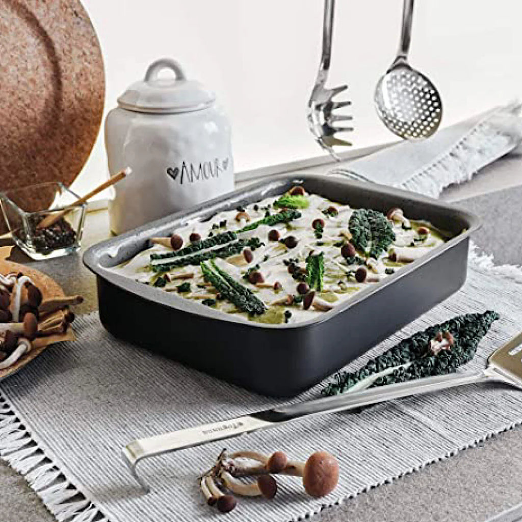 Rect. Baking Dish 36 x 25.5cm Q753982