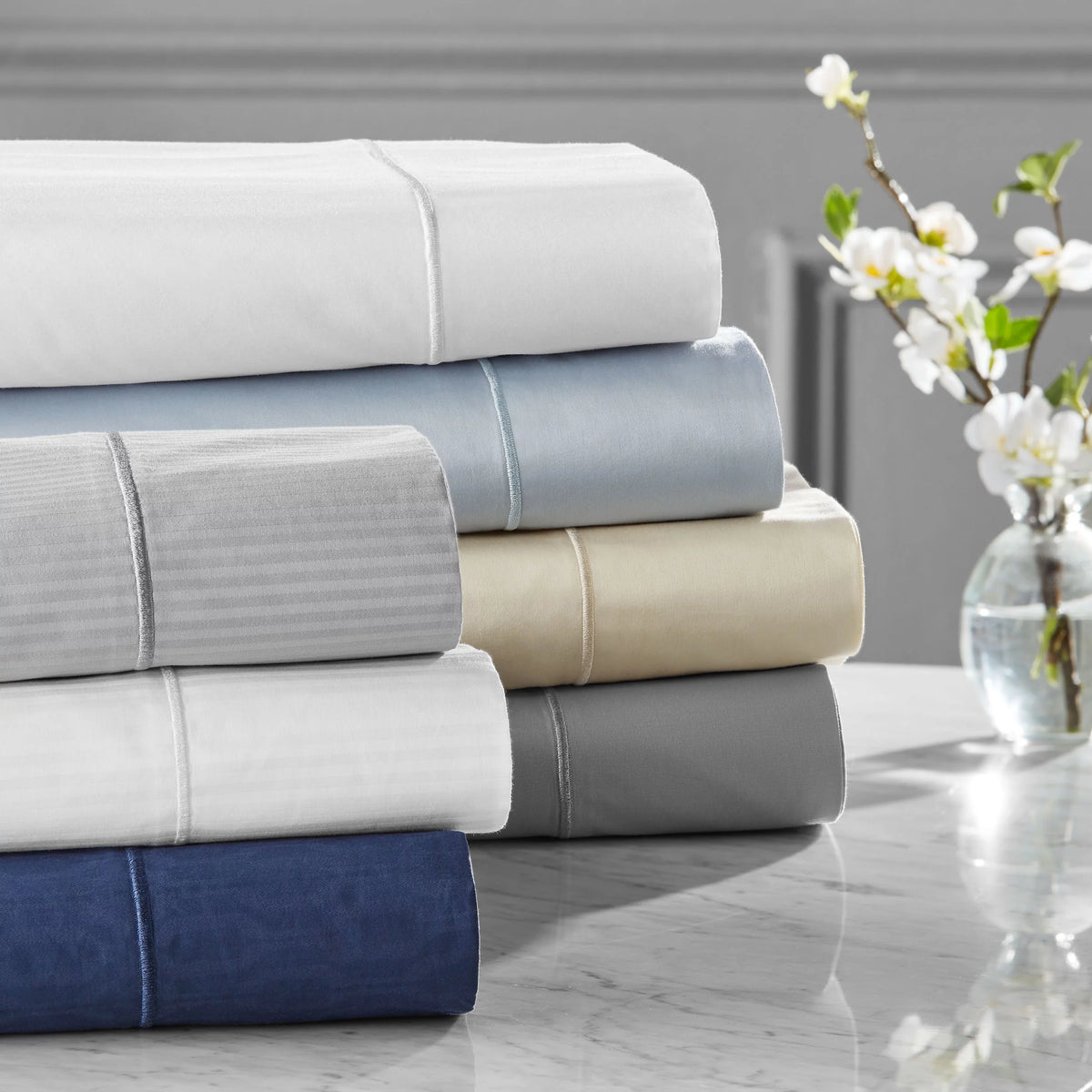 4-Piece 600 Thread Count White Striped Cotton Bed Sheet Set T935