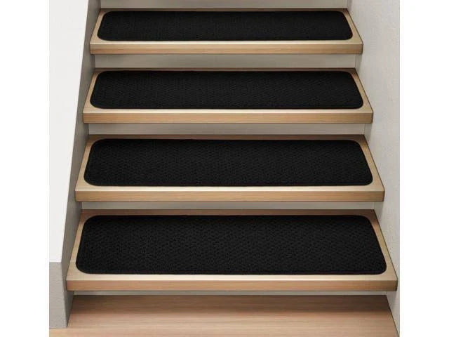 Set of 15 Black Carpet Stair Treads L41045