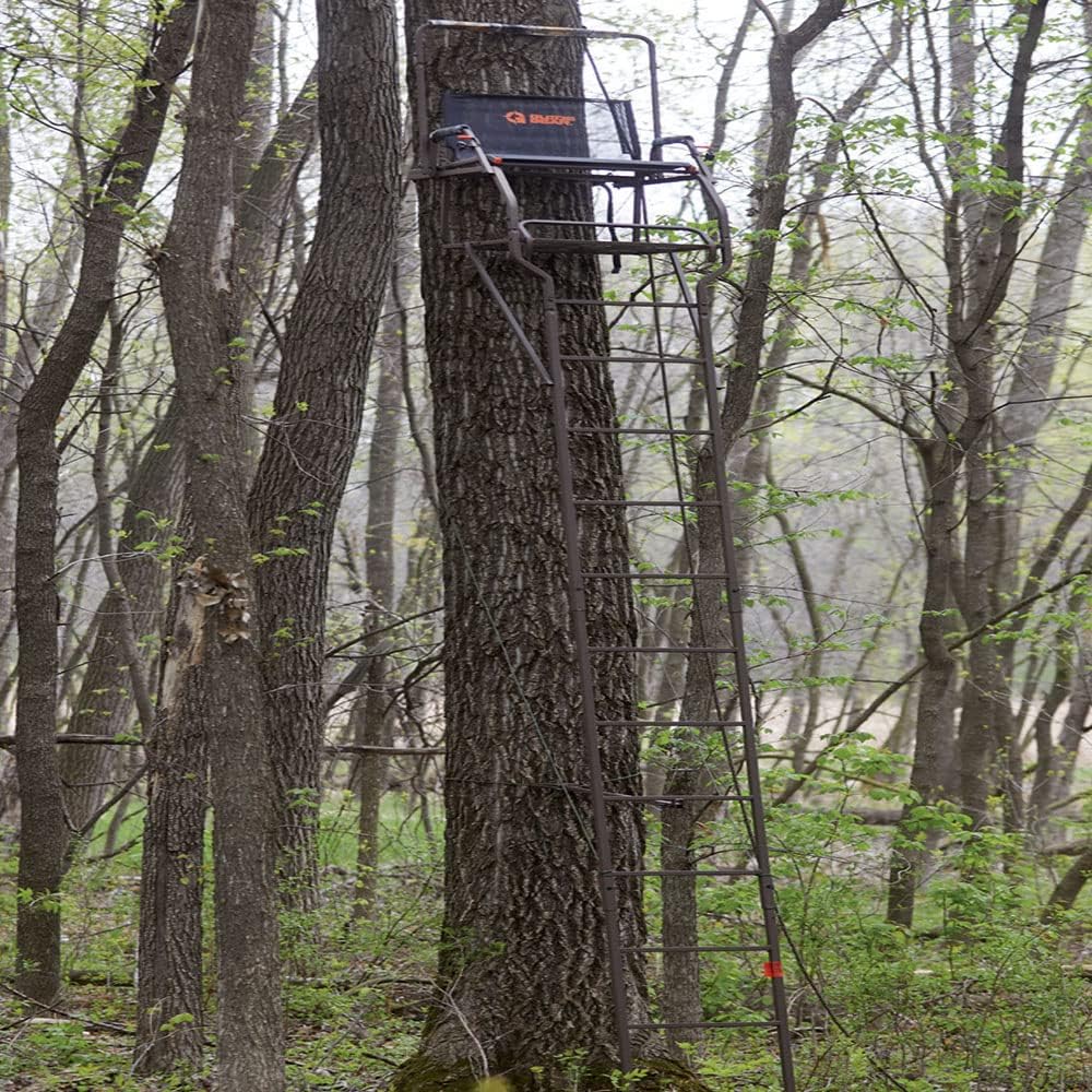 18' Ladder Tree Stand T8256