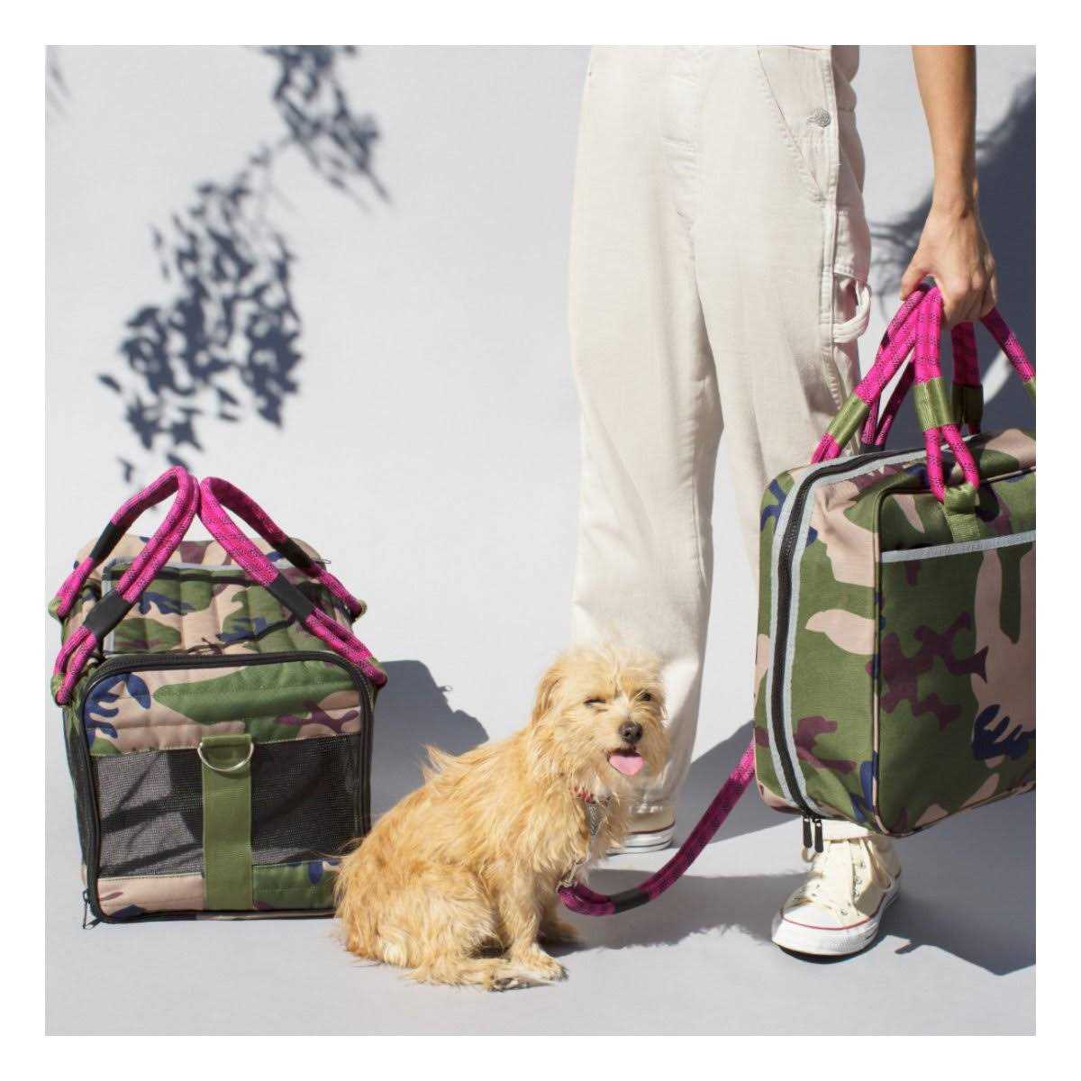 Pet Car Seat & Airline Compliant Carrier A979825