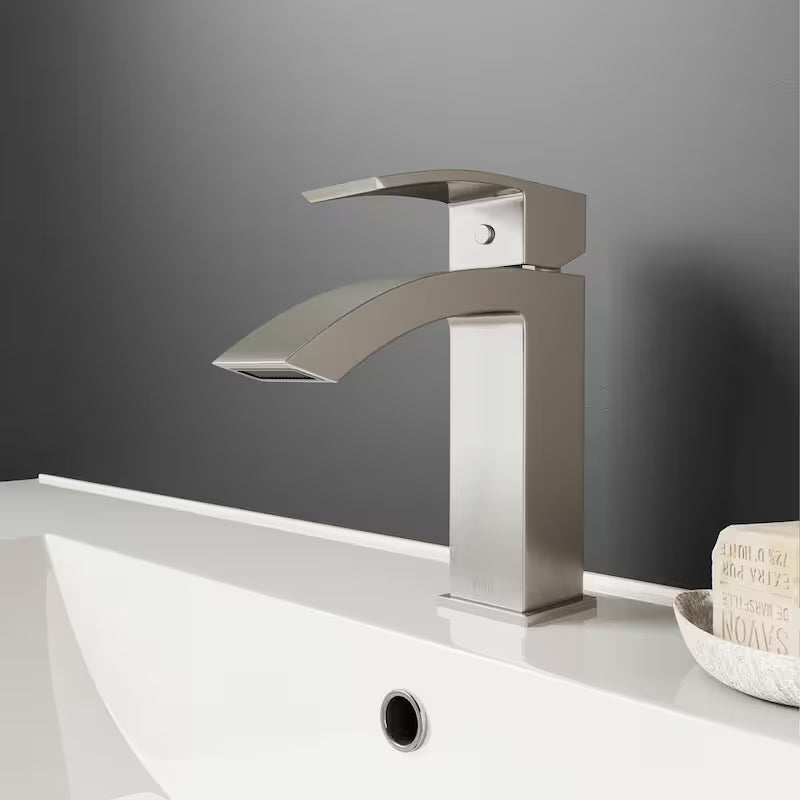 Single Handle Bathroom Faucet Brushed Nickel N475849