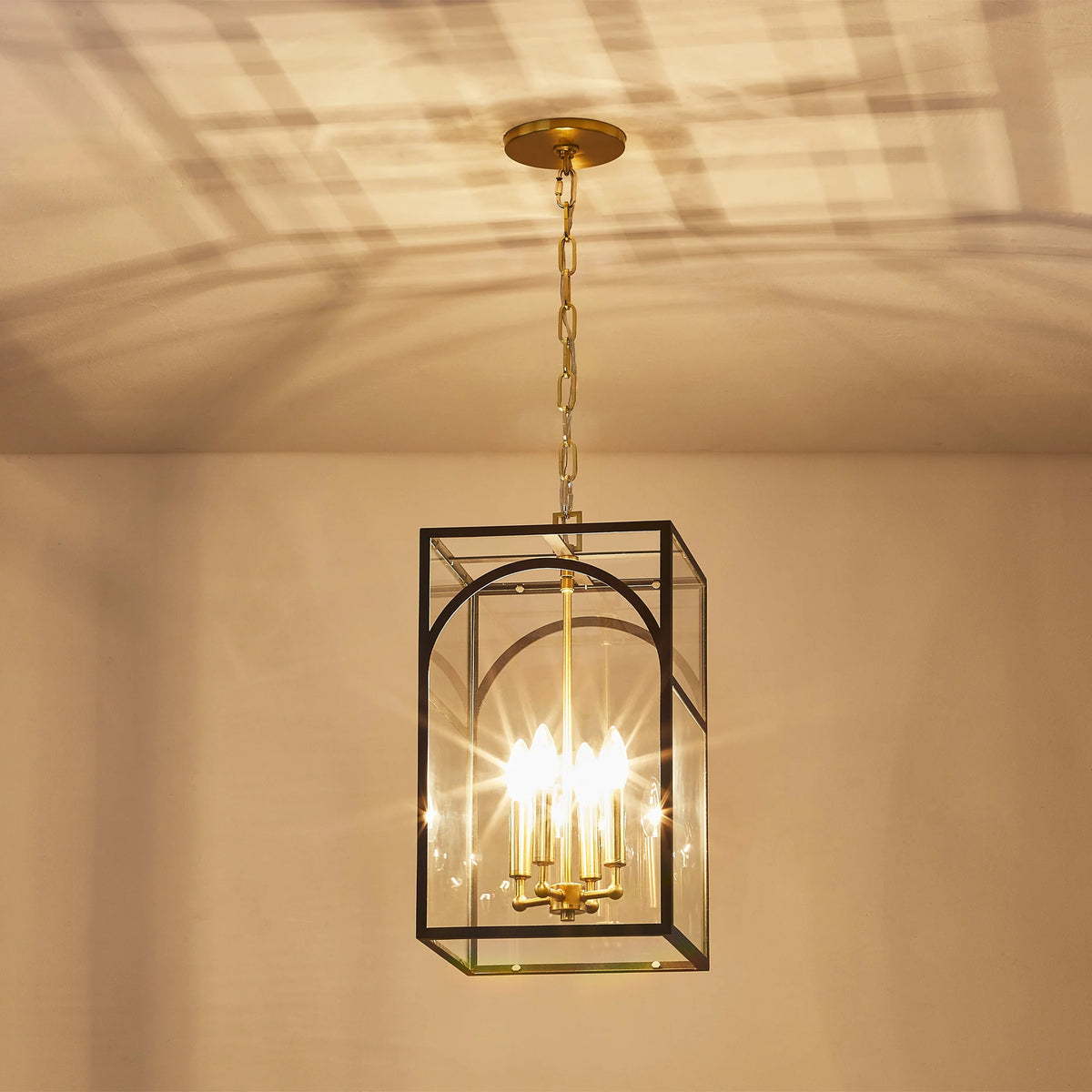 4-Light Lantern Chandelier K543607