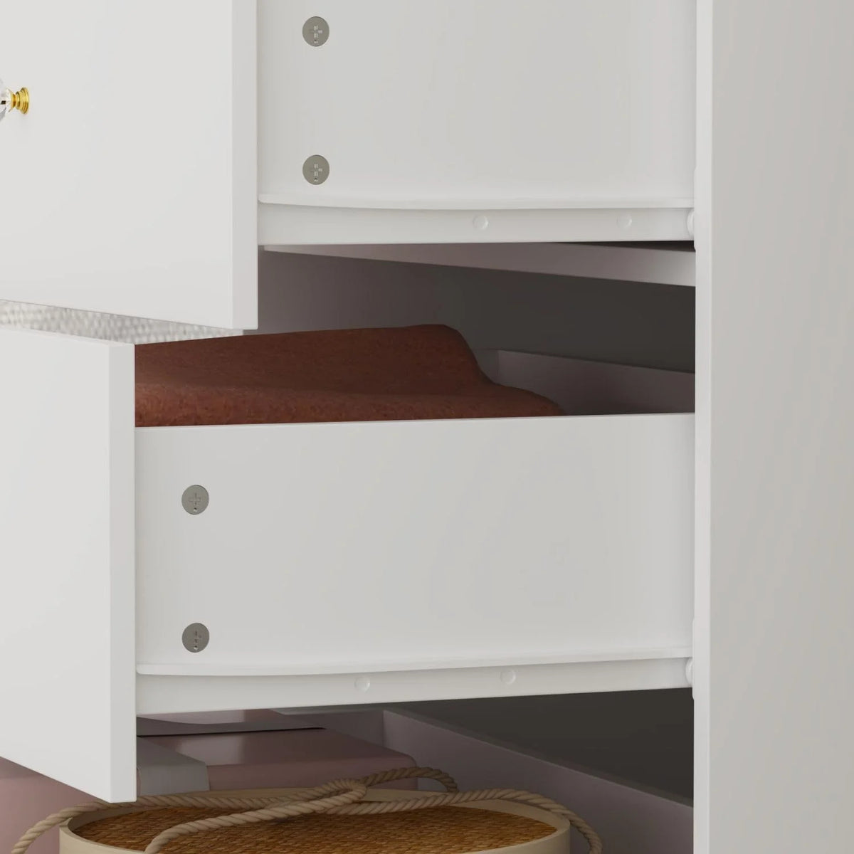 White 7 Drawer Dresser A784