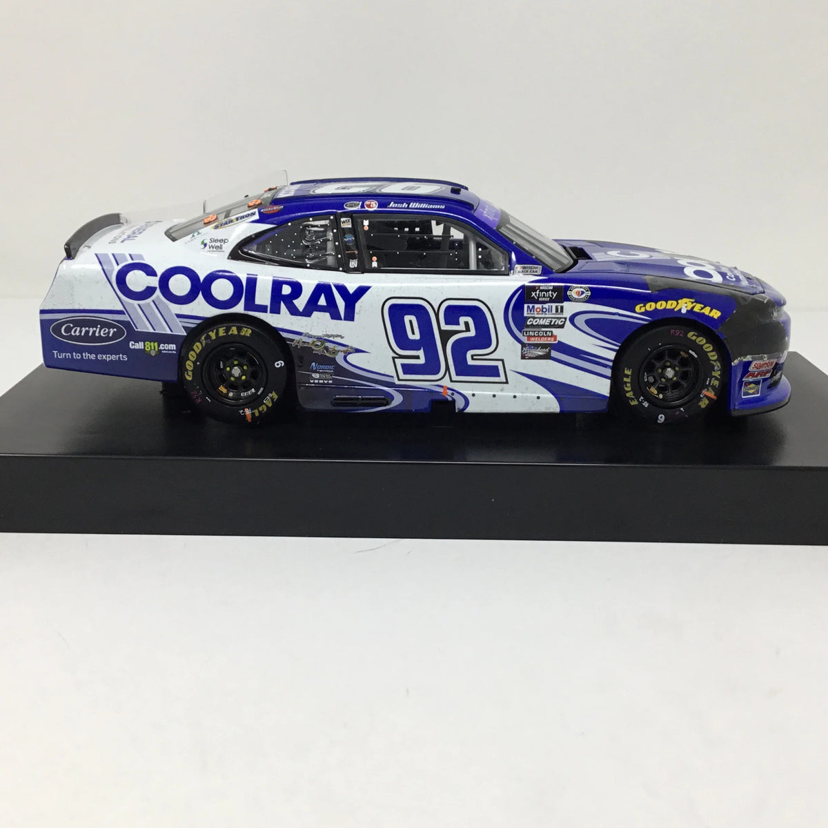 1:24 Diecast S6425