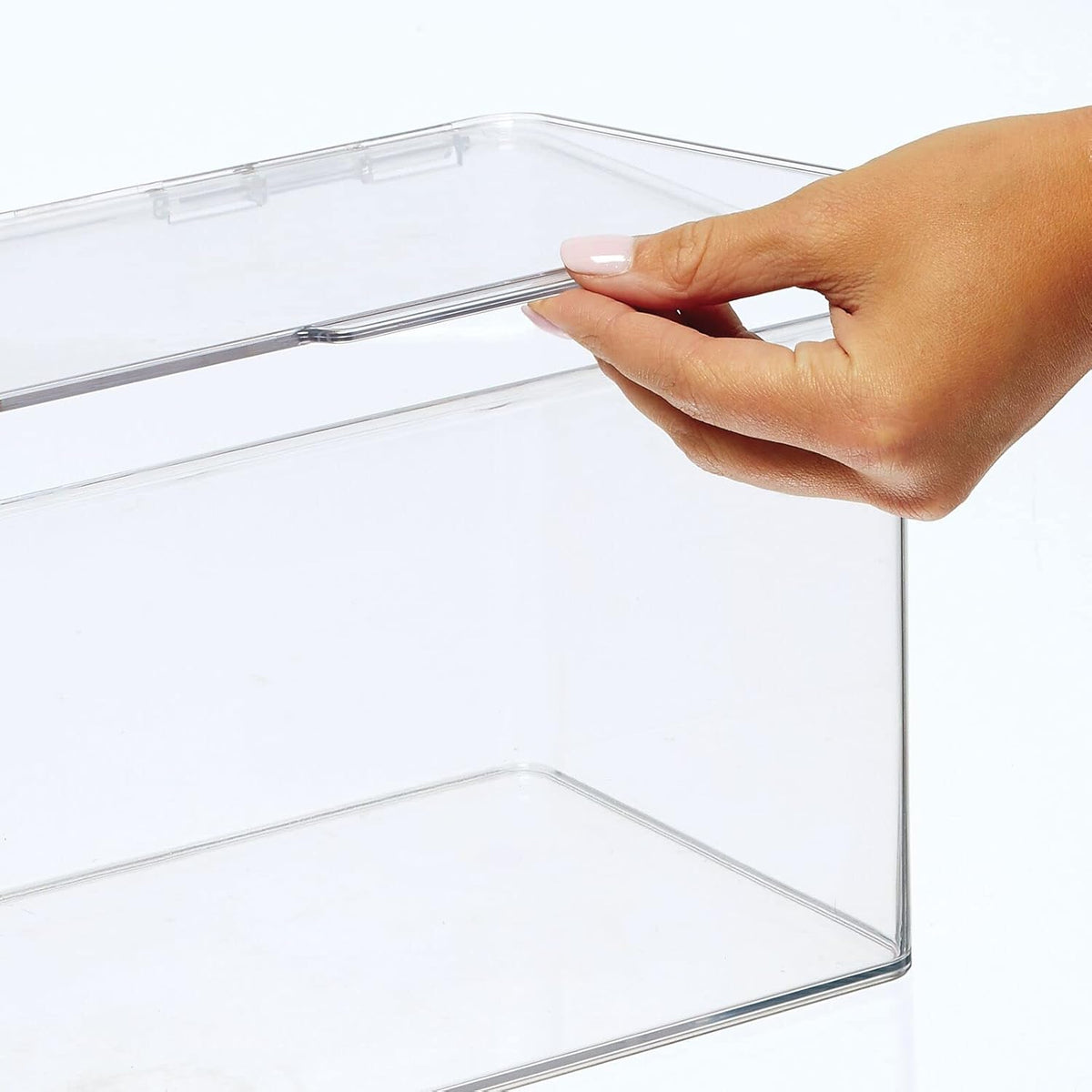 Clear 8 Pack Stackable Plastic Storage Bin with Lid G83740