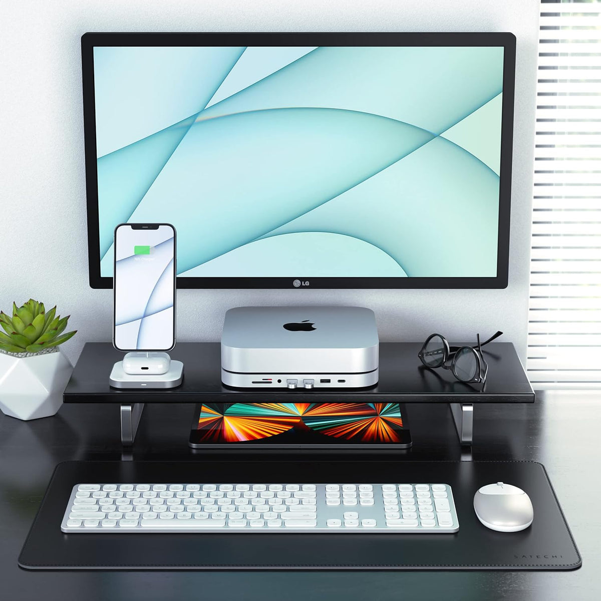 Type-C Stand & Hub with SSD Enclosure, M.2 SATA, USB-C, Micro/SD Card Readers, USB-A & Headphone Jack, Silver U683001