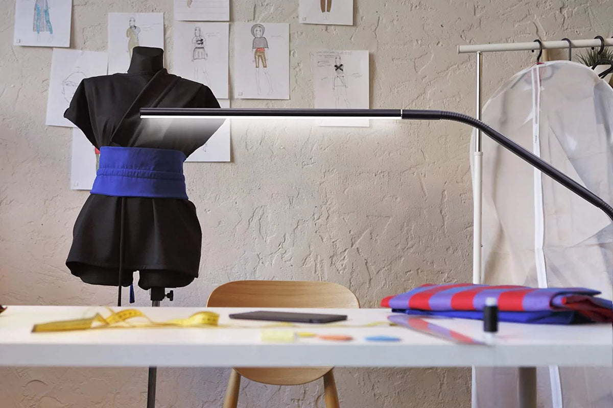 Black Table Lamp F426858