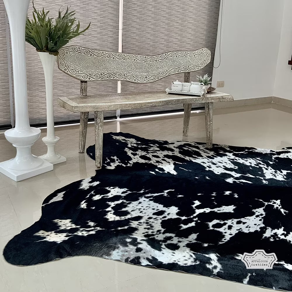 Medium 5' x 7' Genuine Leather Cowhide Rug W390