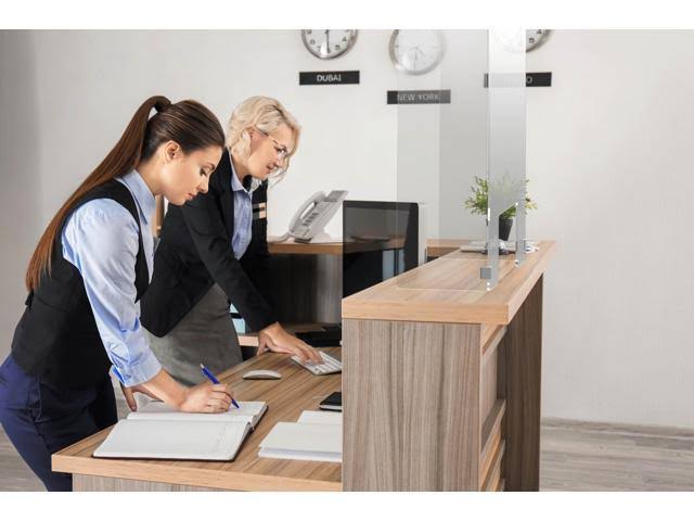 Clear Sneeze Guard Counter Partition Screen F25826