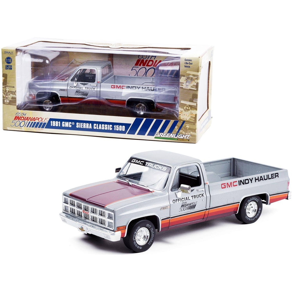 Silver Pickup Truck G5756